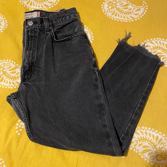 Vintage Levi’s Washed Black Tapered Jeans - Picture 3 of 3